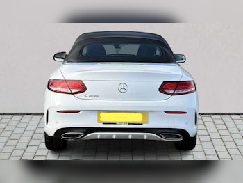 Used Mercedes-Benz C Class 2018 for sale - 77928824: Photo