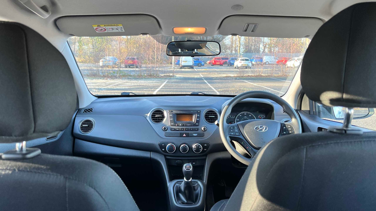 Used Hyundai i10 2017 for sale - 76704994: Photo 7