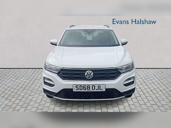 Used Volkswagen T-Roc 2018 for sale - 78666644: Photo