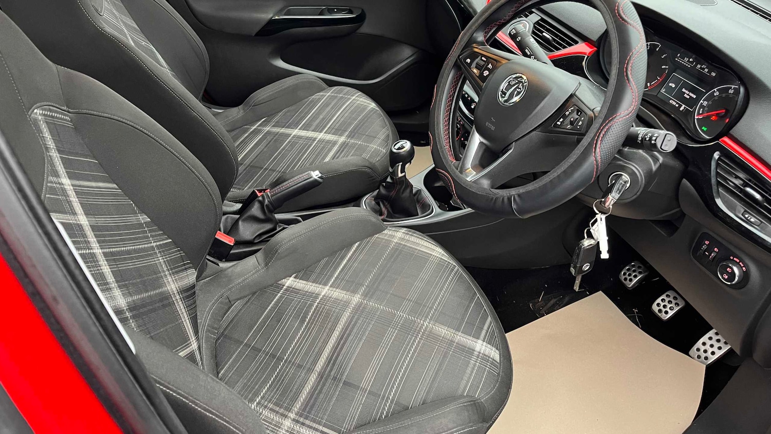 Used Vauxhall Corsa 2015 for sale - 77147292: Photo 5