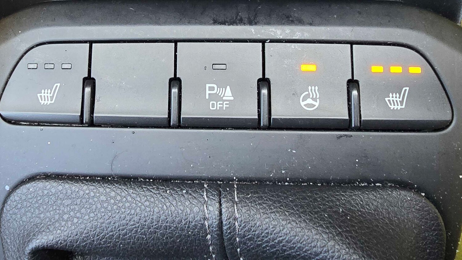 Used Kia Stonic 2023 for sale - 77553024: Photo 16