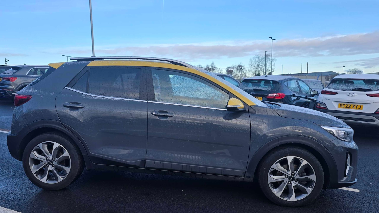 Used Kia Stonic 2023 for sale - 77553024: Photo 4