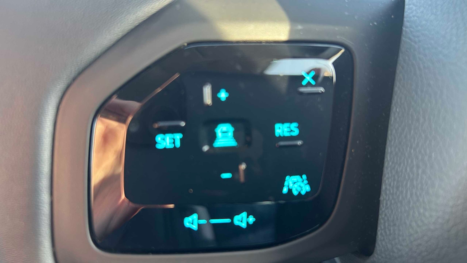 Used Ford Explorer 2025 for sale - 77361328: Photo 13