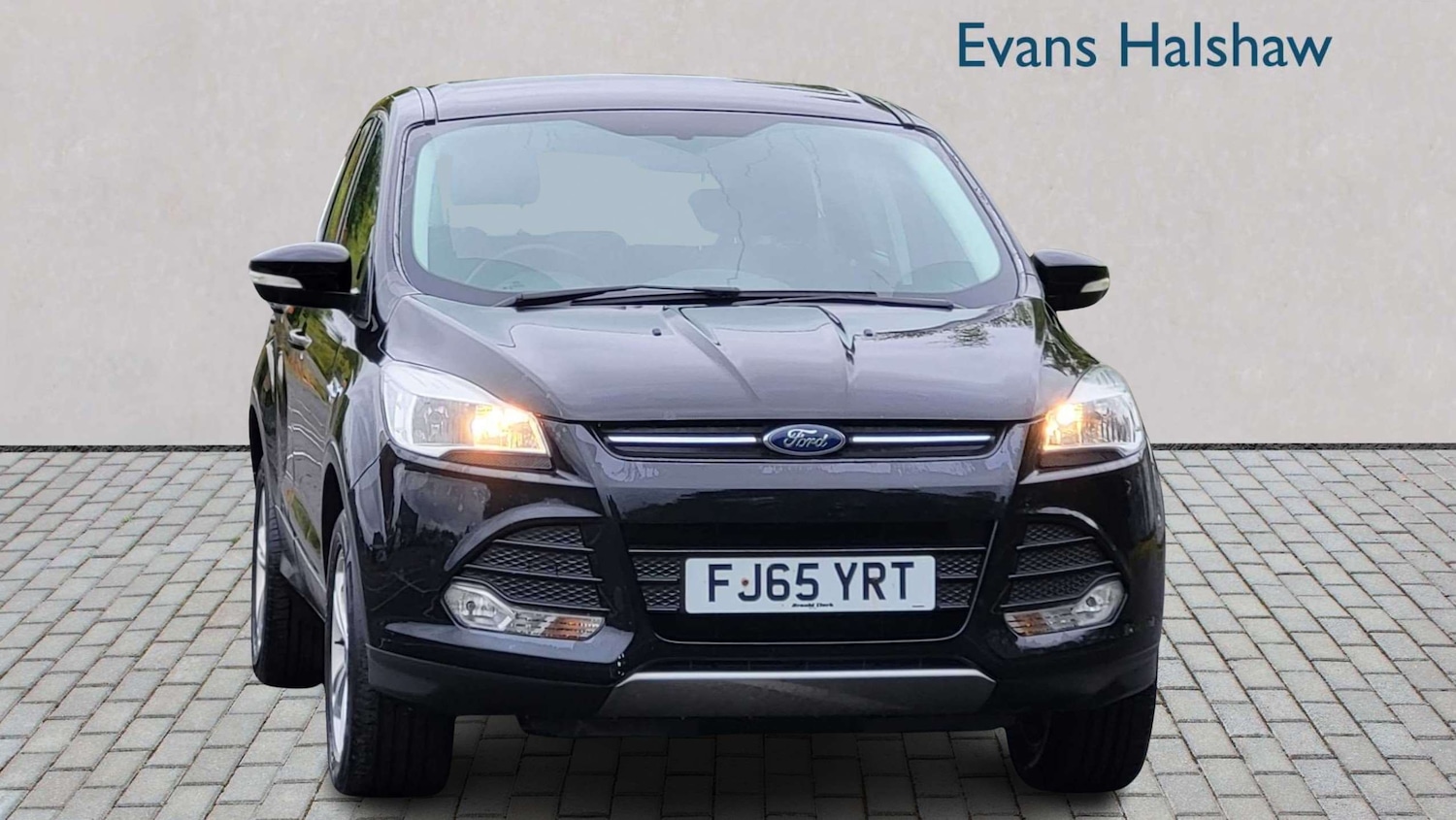 Used Ford Kuga 2015 for sale - 76169995: Photo 1