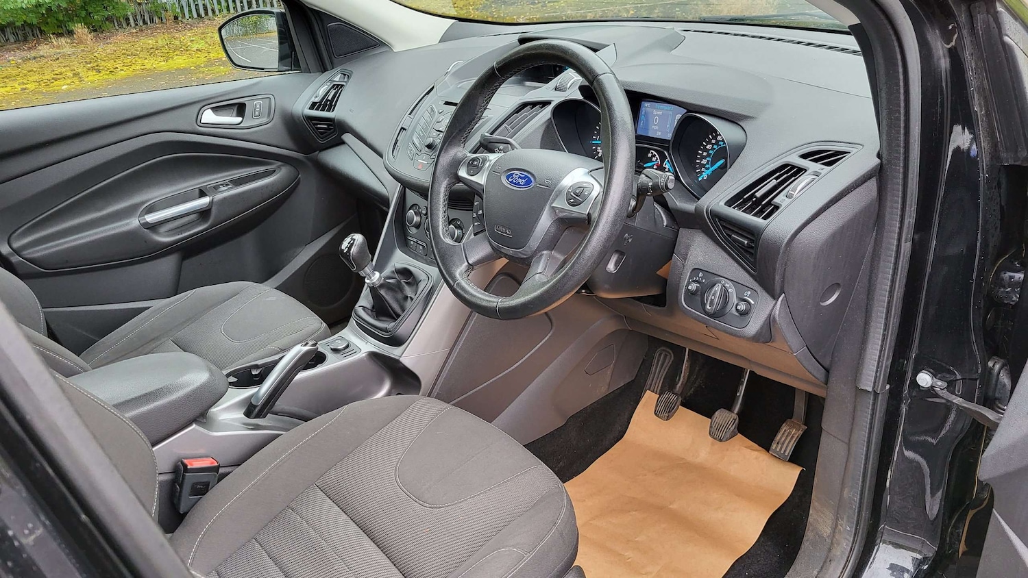 Used Ford Kuga 2015 for sale - 76169995: Photo 15
