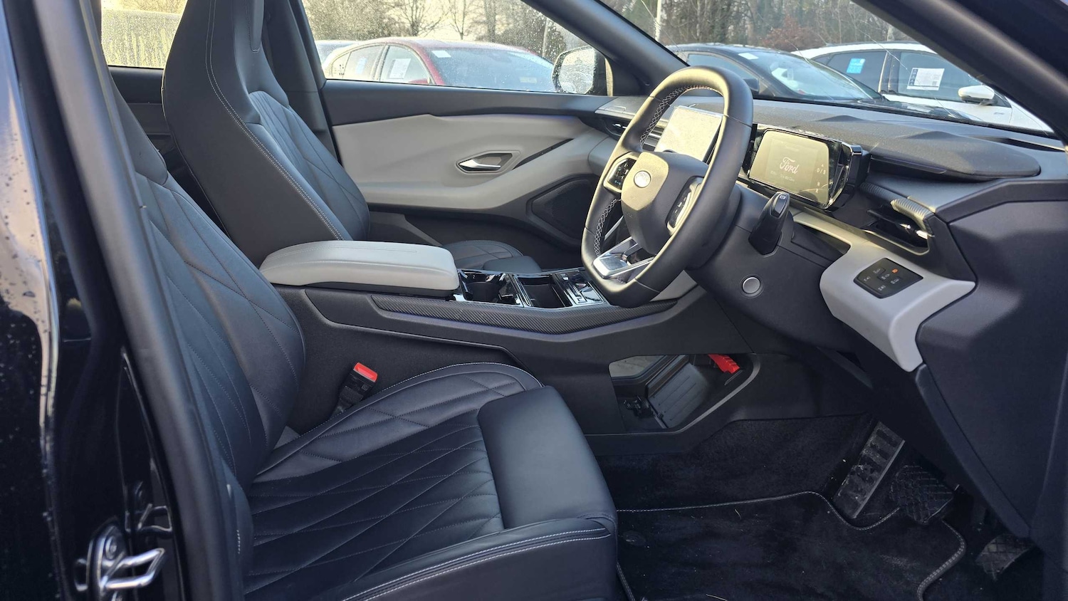 Used Ford Explorer 2024 for sale - 76745934: Photo 15