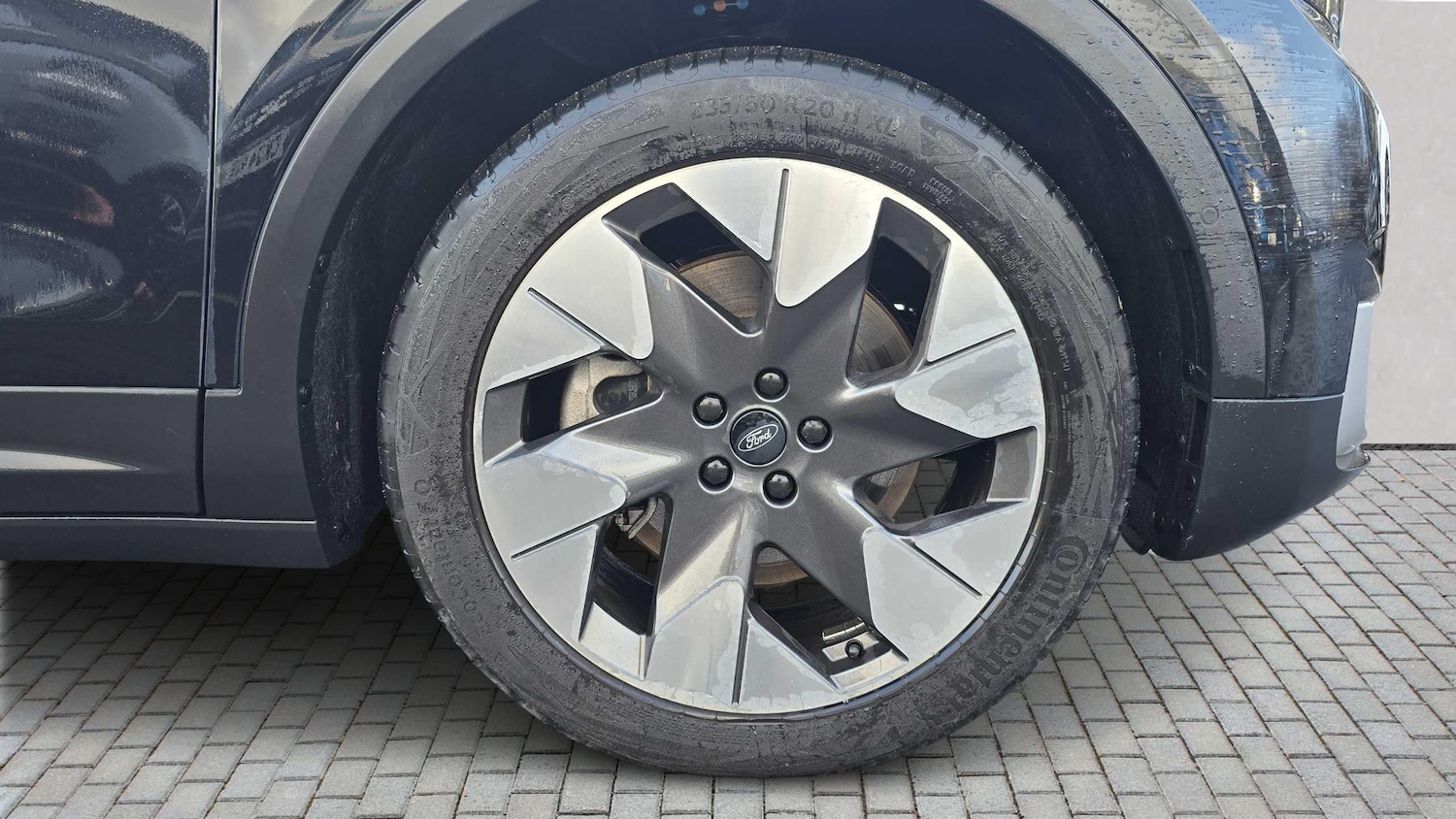 Used Ford Explorer 2024 for sale - 76745934: Photo 8