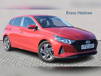 Used Hyundai i20 2023 for sale - 79610976: Photo