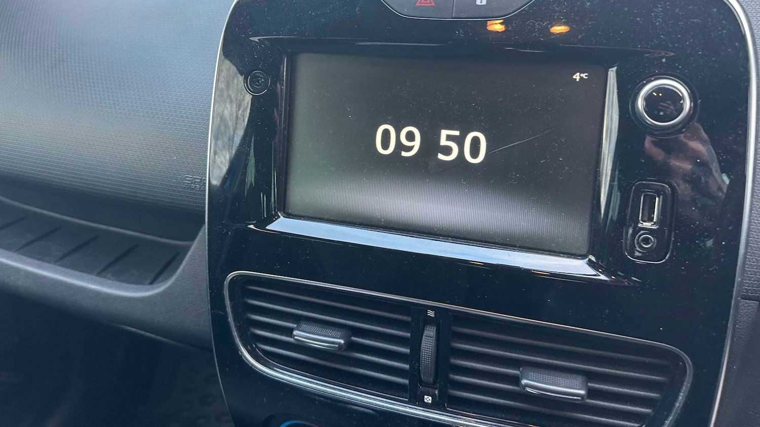 Used Renault Clio 2019 for sale - 77373788: Photo 12