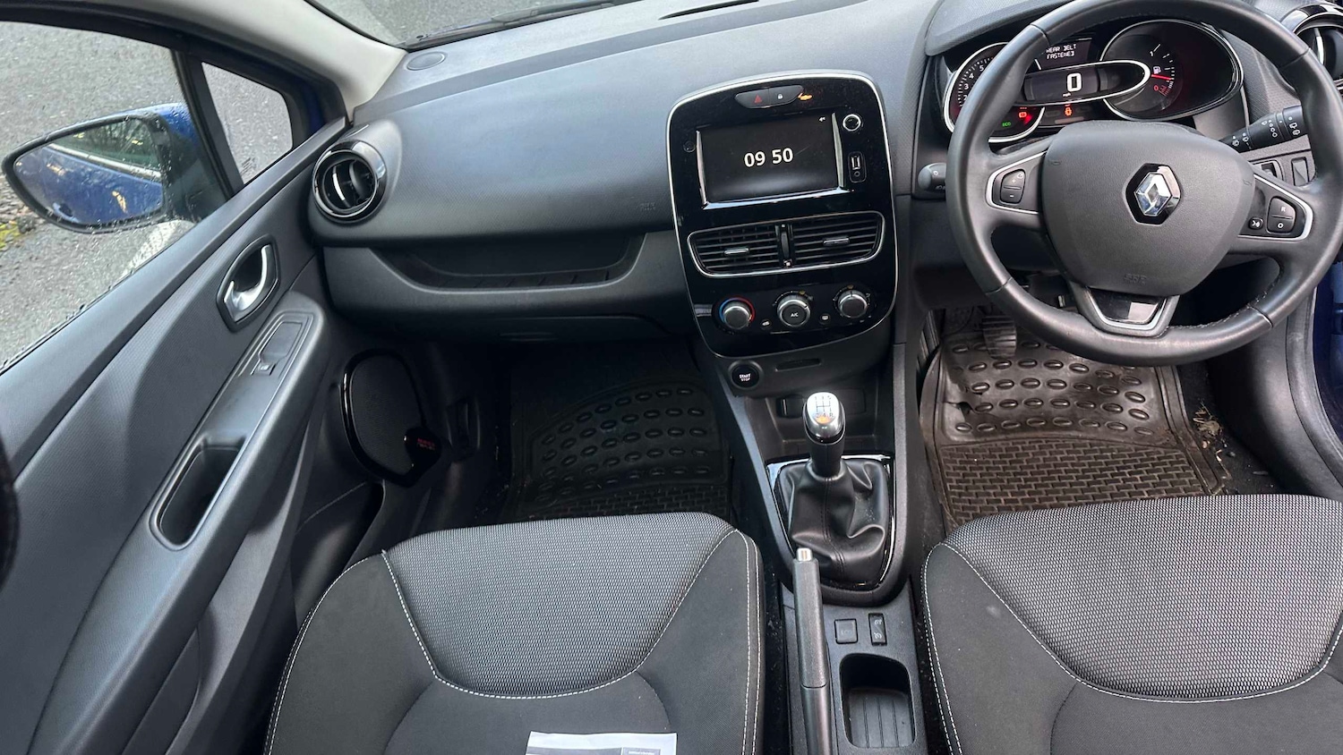 Used Renault Clio 2019 for sale - 77373788: Photo 15