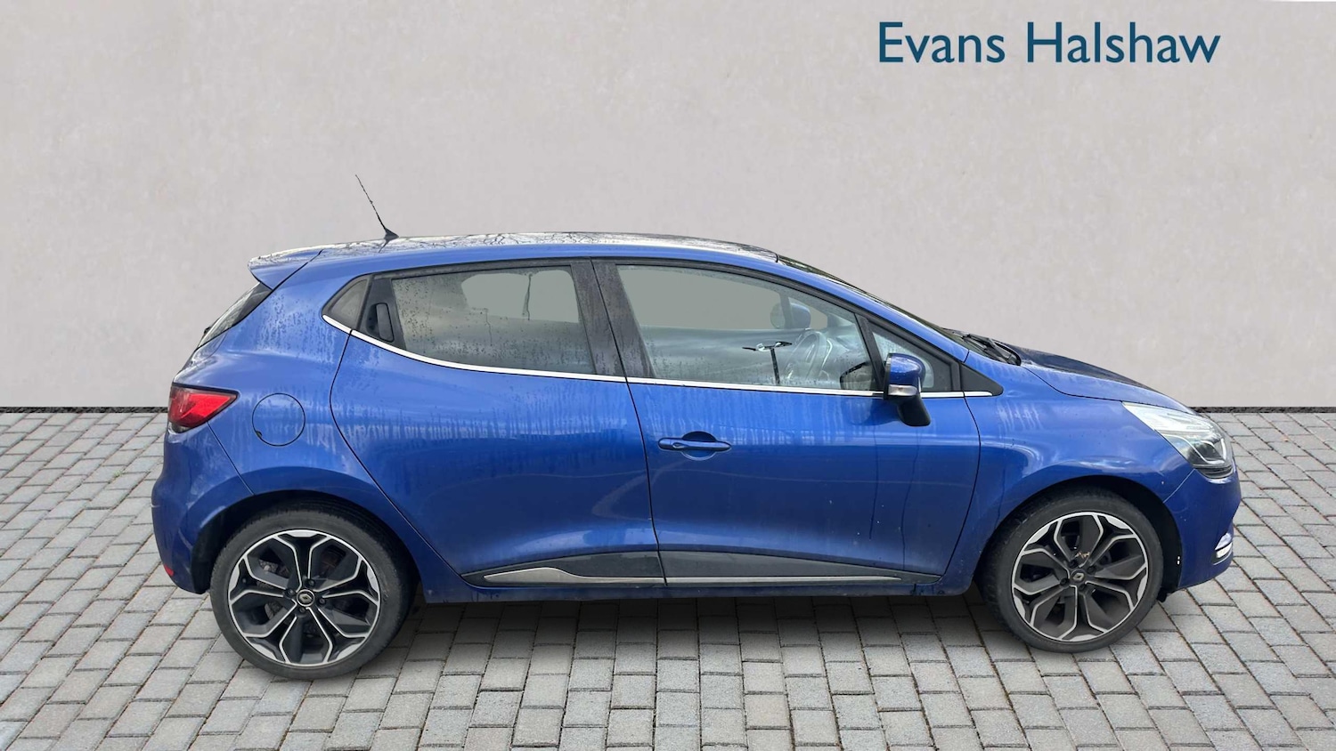 Used Renault Clio 2019 for sale - 77373788: Photo 8