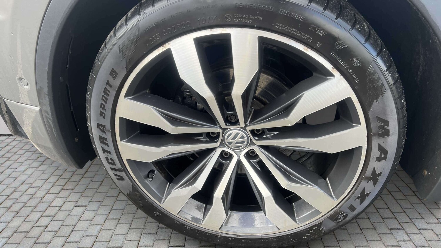 Used Volkswagen Tiguan 2019 for sale - 77698762: Photo 10