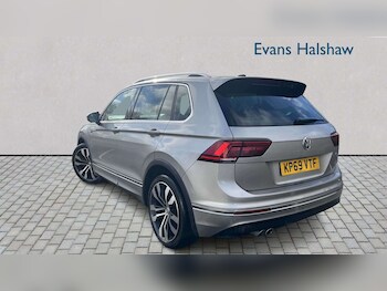 Used Volkswagen Tiguan 2019 for sale - 77698762: Photo