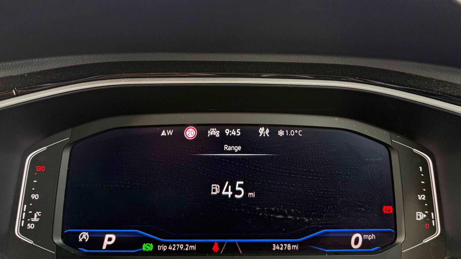 Used Volkswagen T-Roc 2022 for sale - 77601256: Photo 11