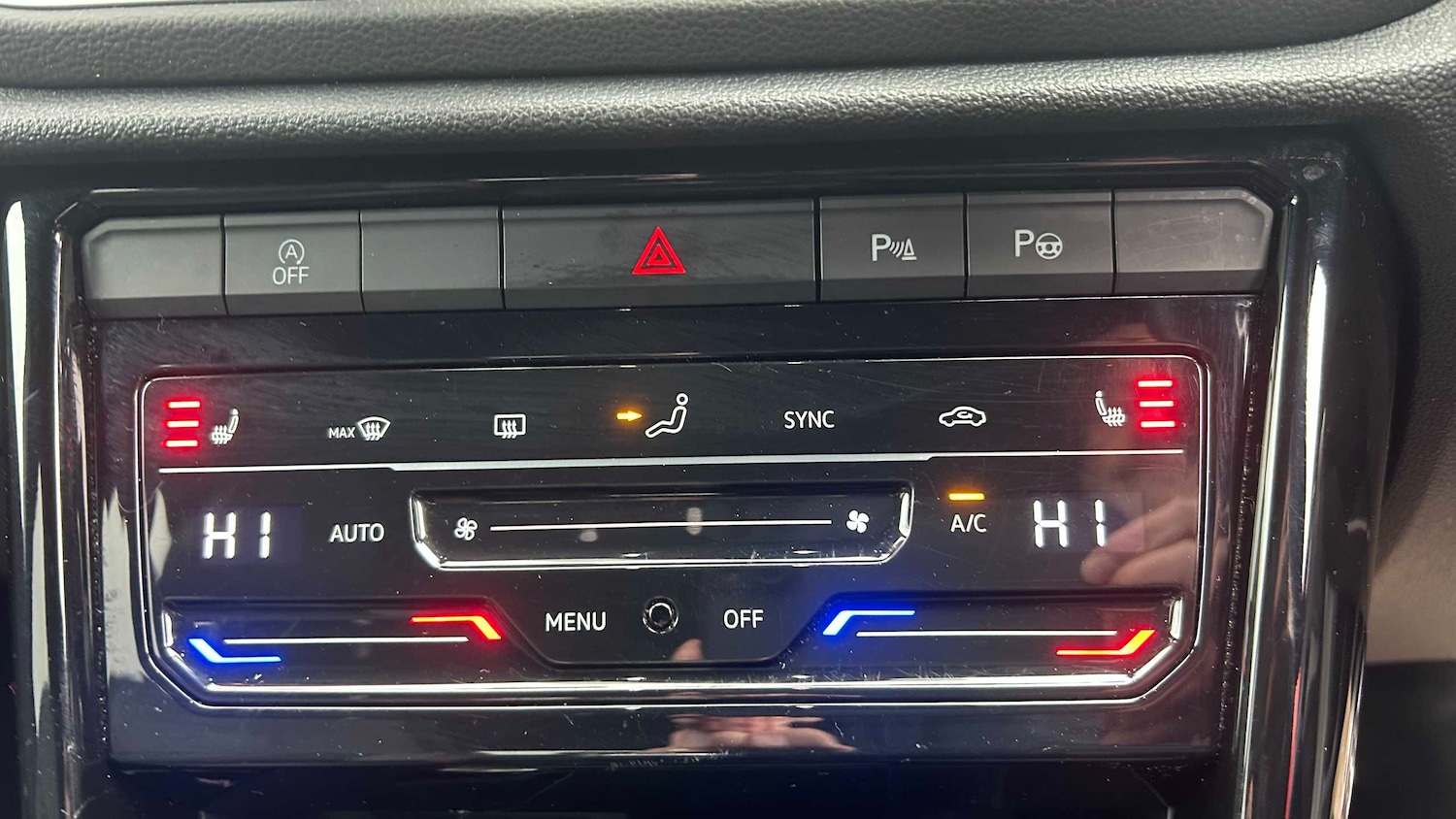 Used Volkswagen T-Roc 2022 for sale - 77601256: Photo 16