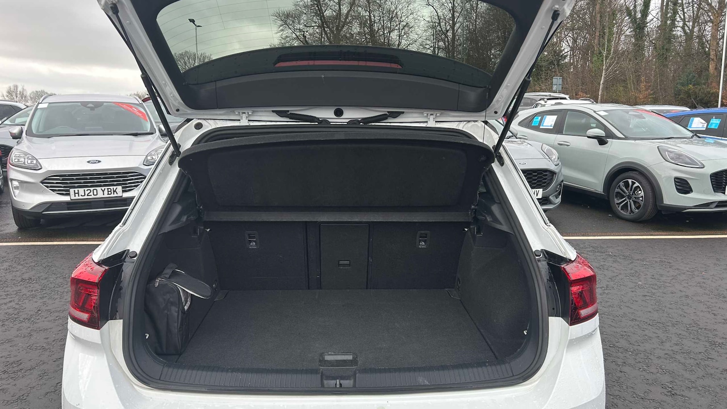 Used Volkswagen T-Roc 2022 for sale - 77601256: Photo 19