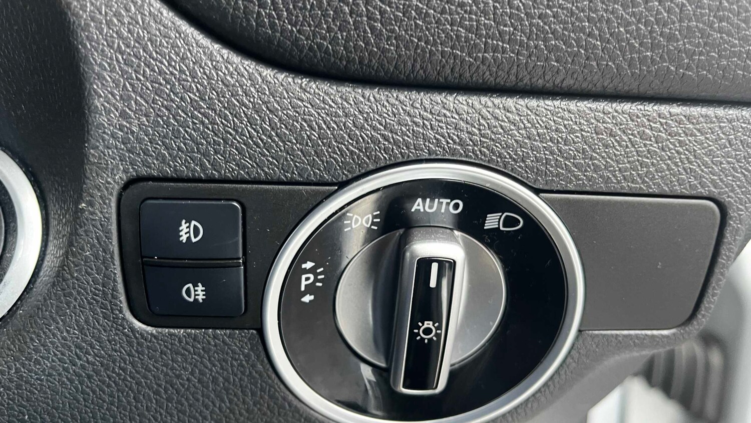 Used Mercedes-Benz GLA for sale - 77979561: Photo 11