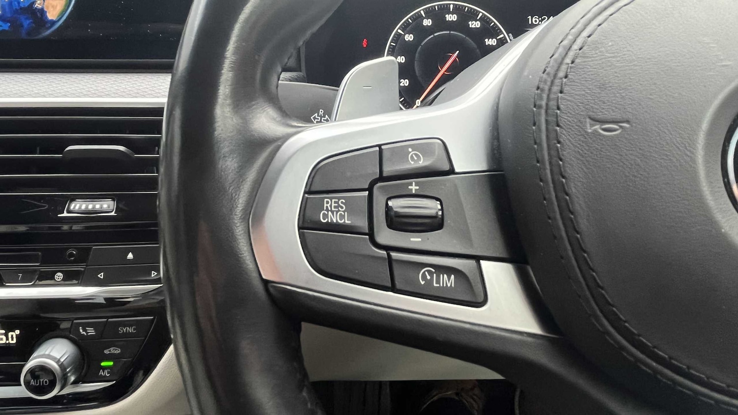 Used BMW 5 Series 2019 for sale - 76390734: Photo 13