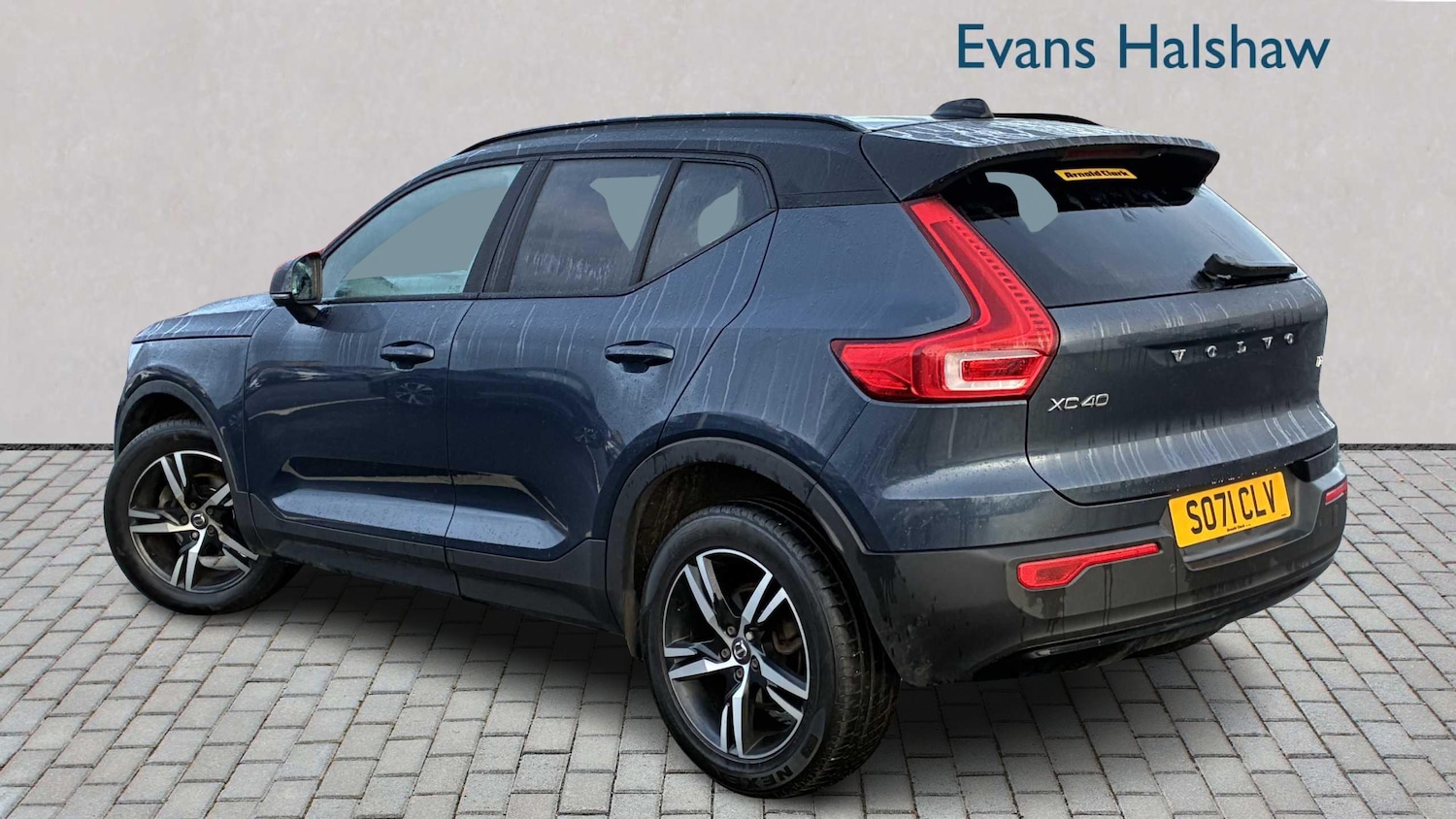 Used Volvo XC40 2021 for sale - 77134994: Photo 2