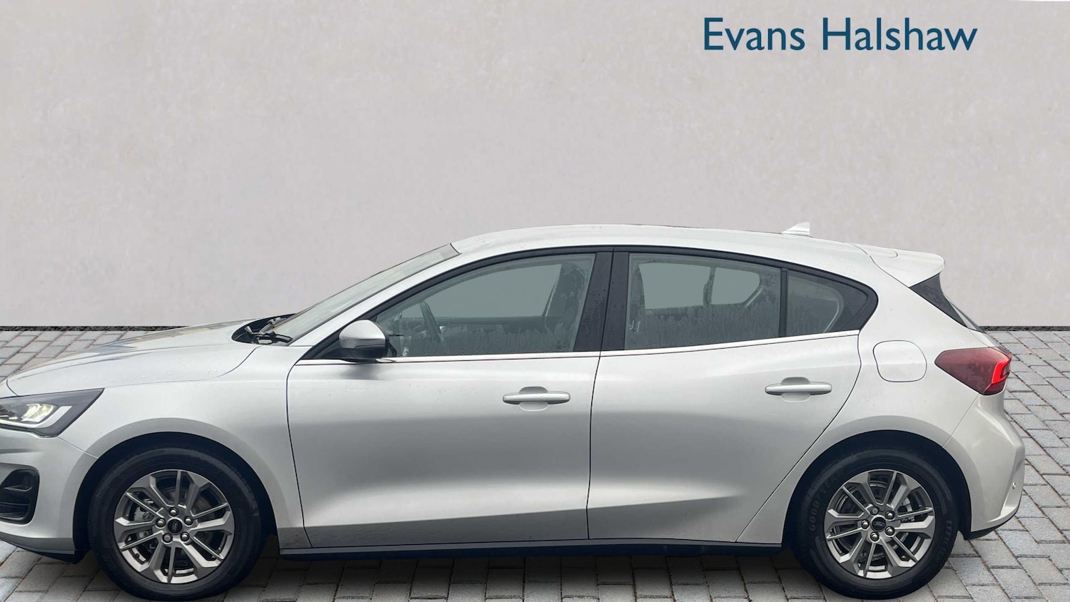 Used Ford Focus 2025 for sale - 76718279: Photo 3