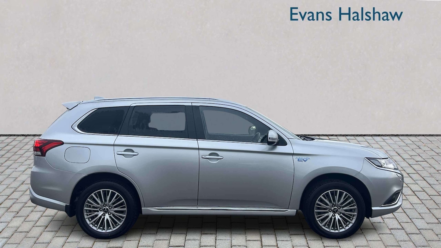 Used Mitsubishi Outlander 2020 for sale - 77943146: Photo 5