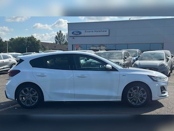Used Ford Focus 2023 for sale - 79257418: Photo