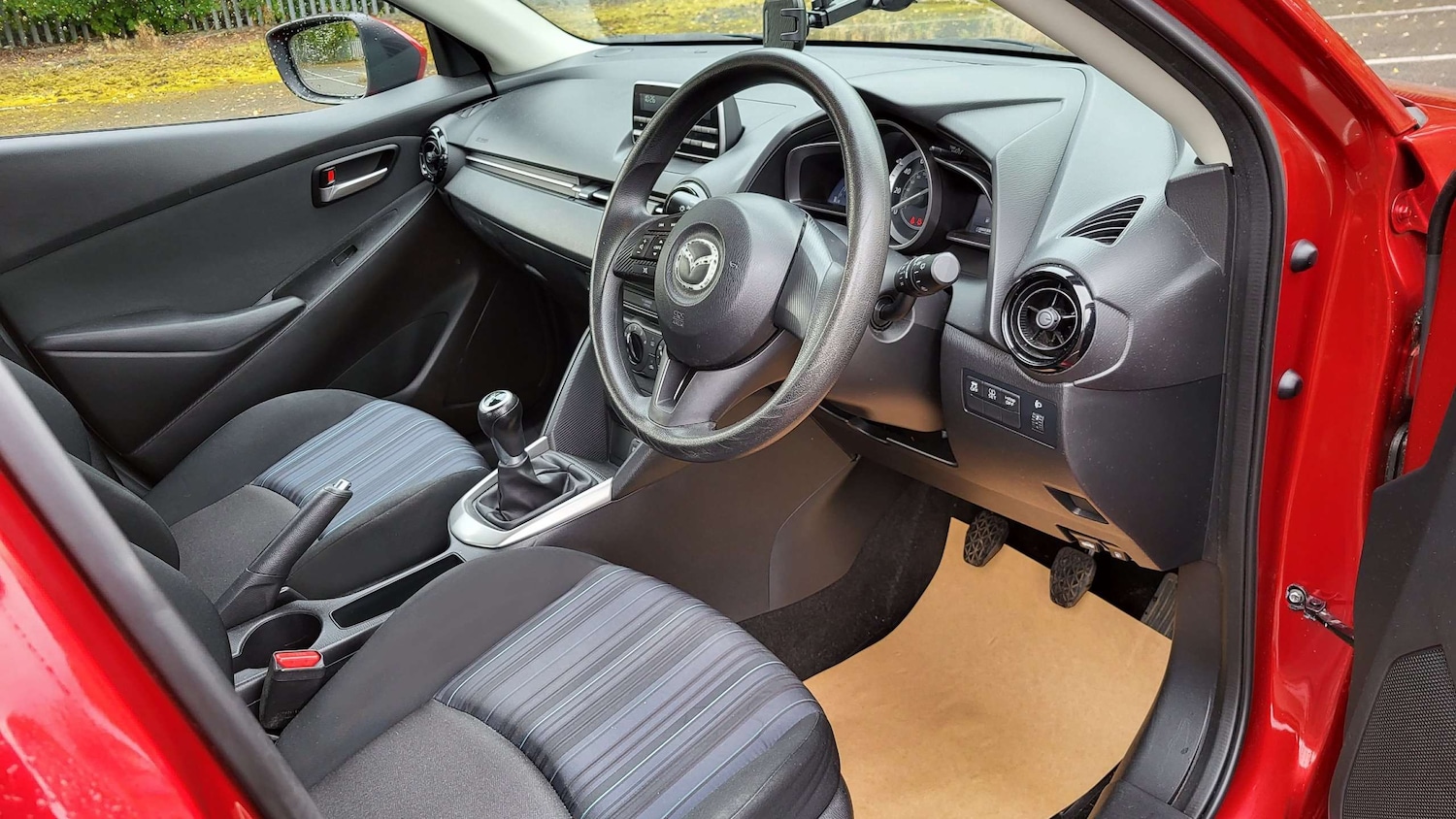 Used Mazda Mazda2 2016 for sale - 76125962: Photo 16