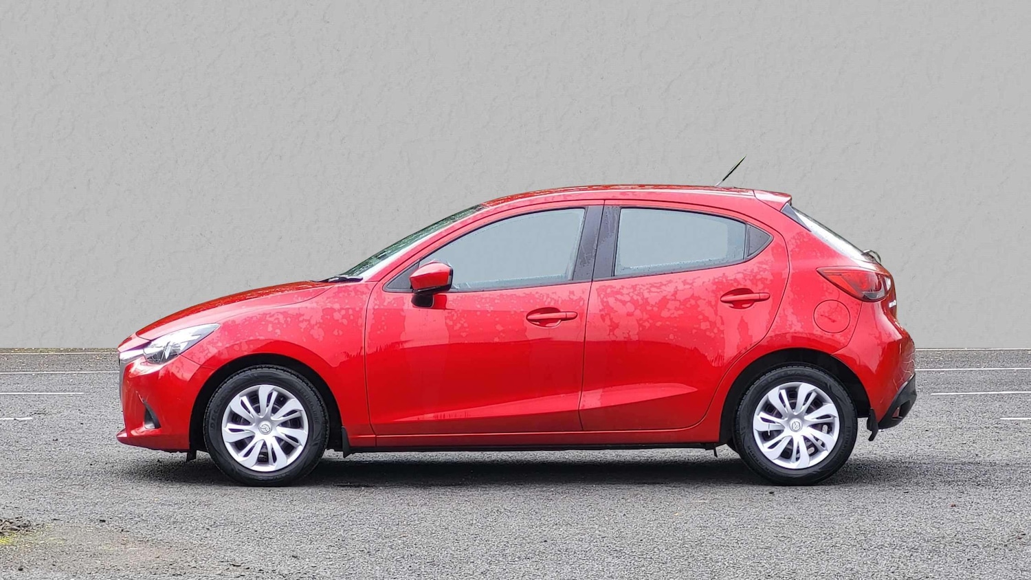 Used Mazda Mazda2 2016 for sale - 76125962: Photo 8