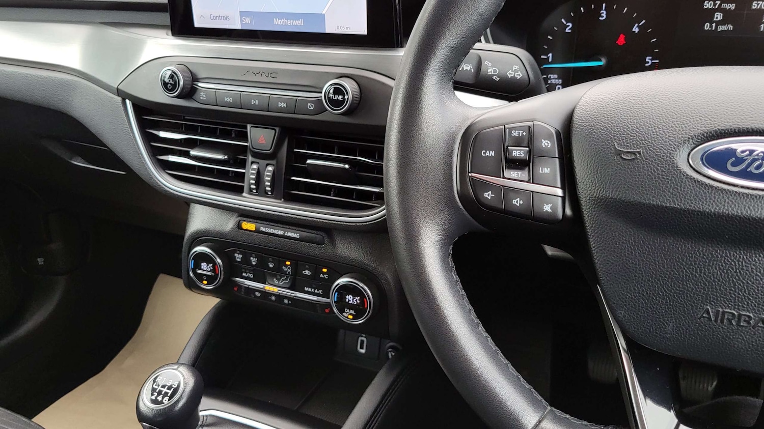 Used Ford Focus 2019 for sale - 76435777: Photo 32