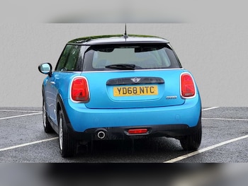 Used MINI Hatch 2018 for sale - 76594281: Photo