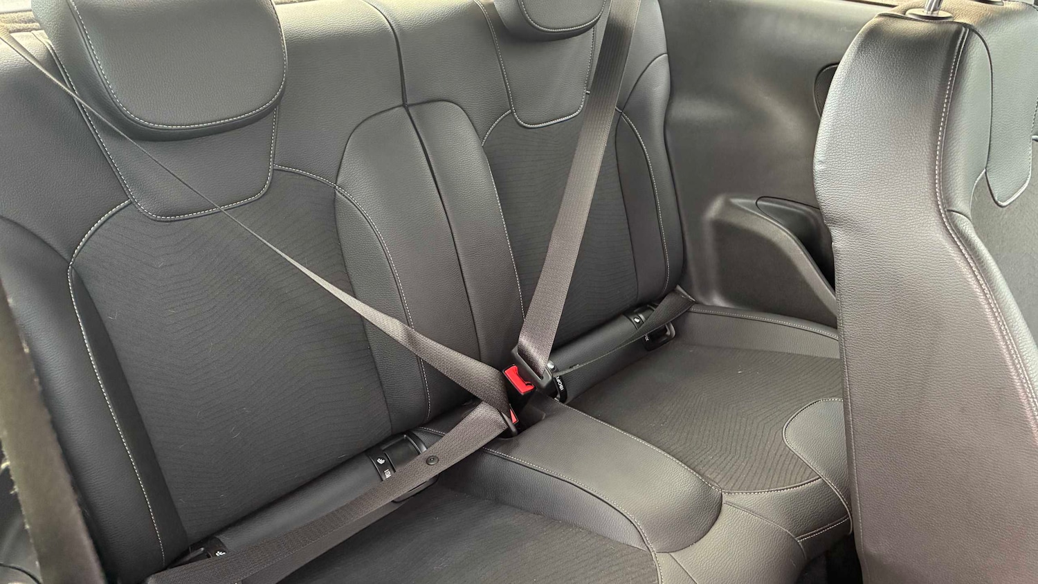 Used Vauxhall ADAM 2017 for sale - 76515600: Photo 11