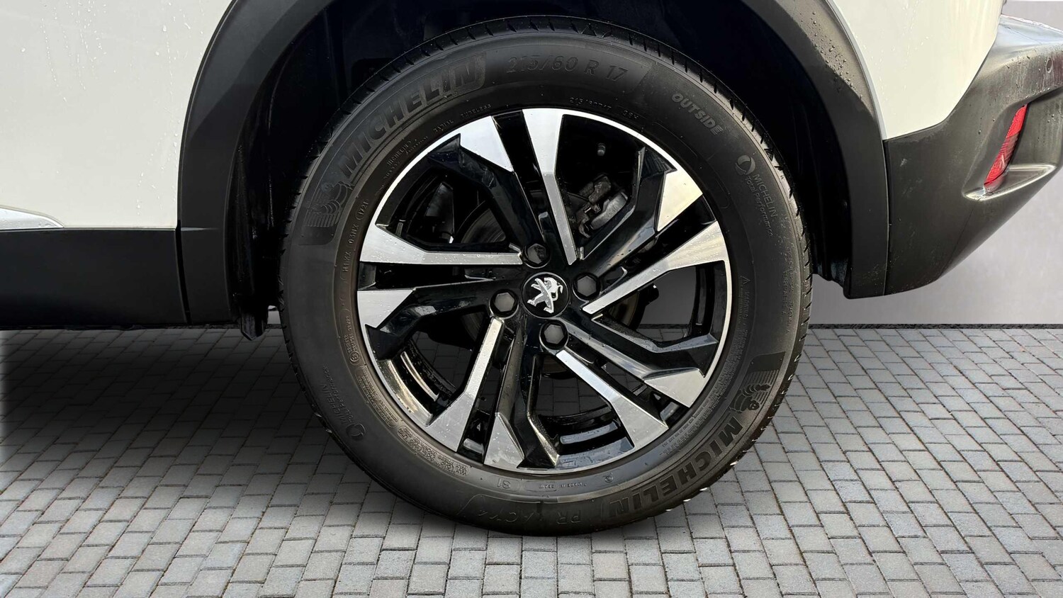 Used Peugeot 2008 2021 for sale - 77178771: Photo 8