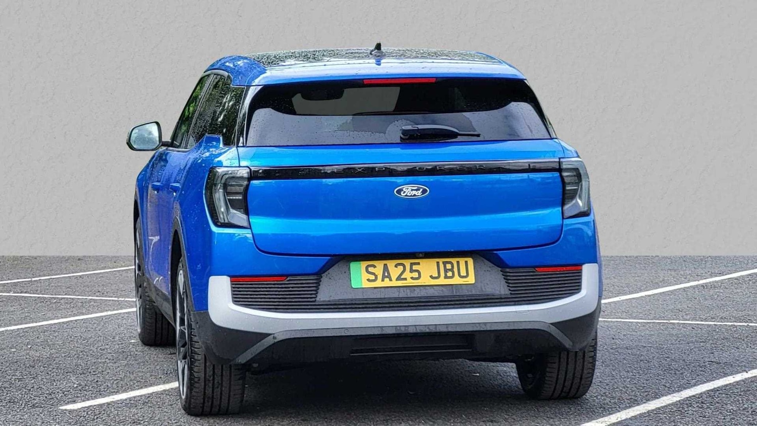 Used Ford Explorer 2025 for sale - 76488101: Photo 2