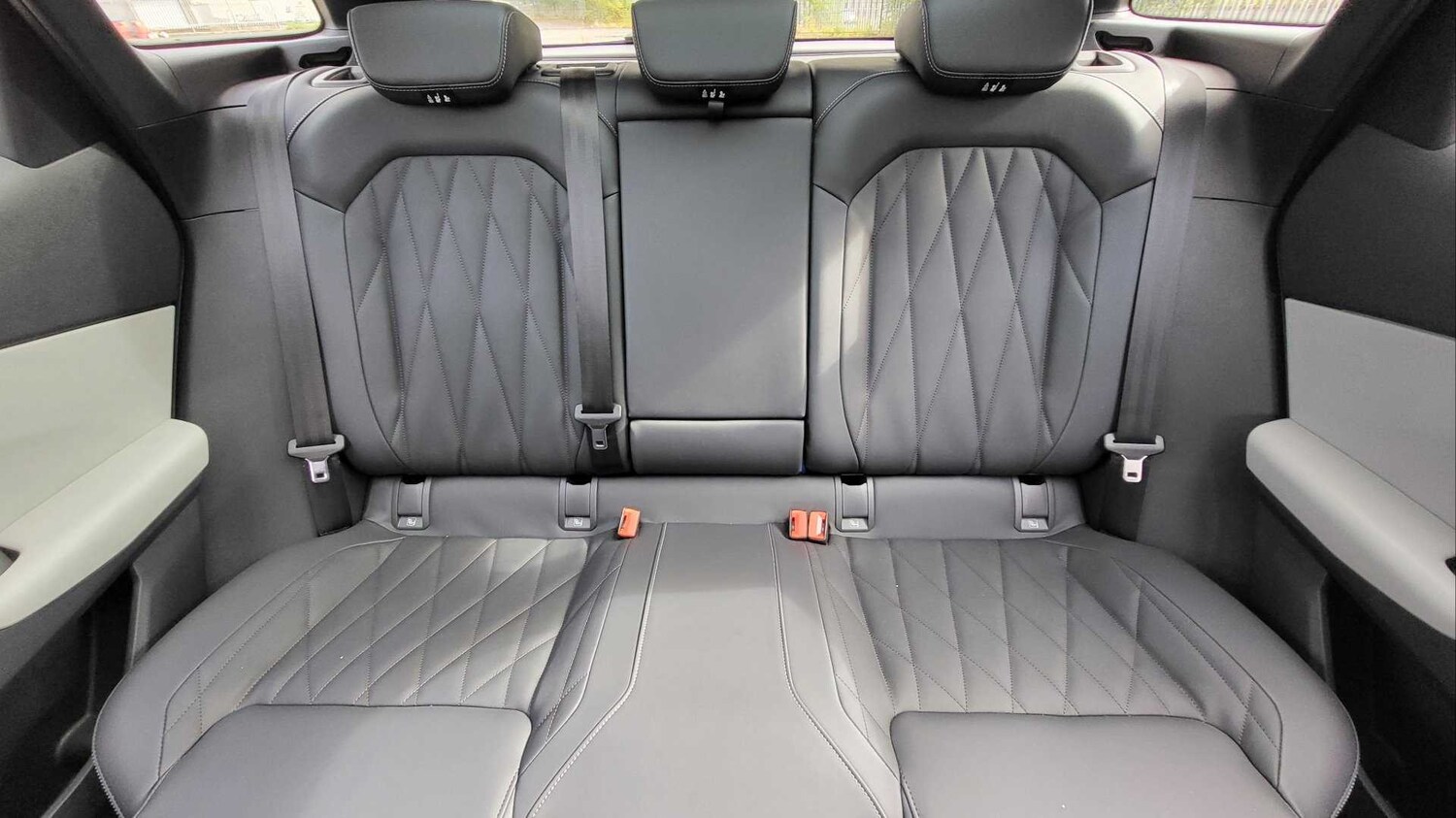 Used Ford Explorer 2025 for sale - 76488101: Photo 20