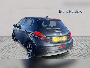 Used Peugeot 208 2017 for sale - 77886201: Photo