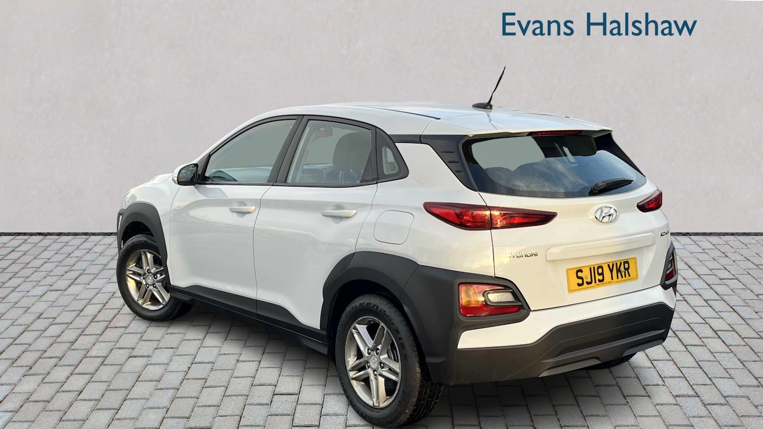 Used Hyundai KONA 2019 for sale - 77011053: Photo 2