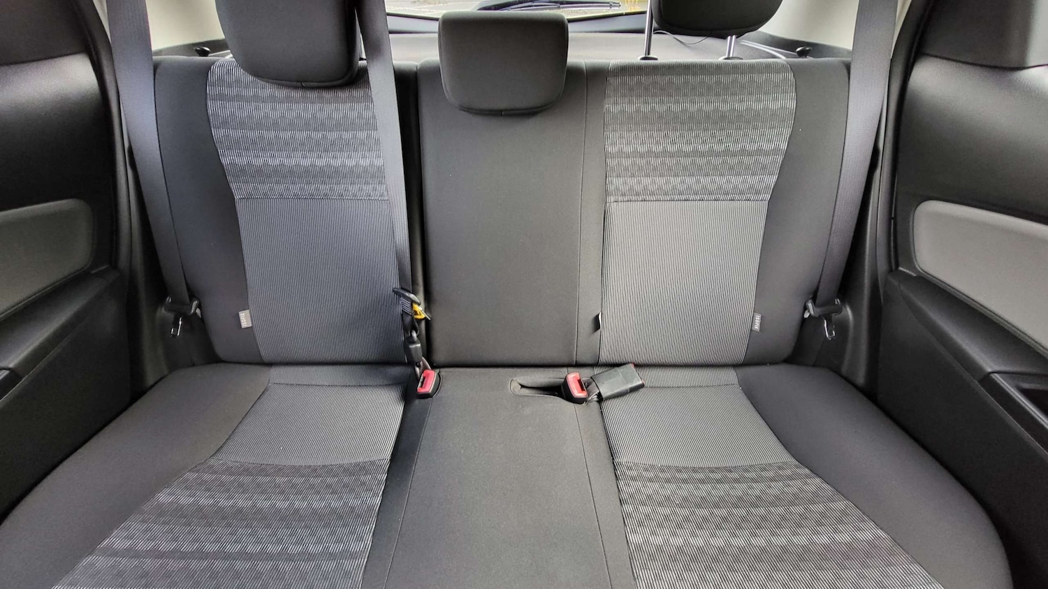 Used Toyota Yaris 2016 for sale - 76351703: Photo 20