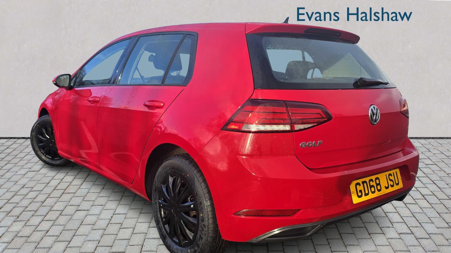 Used Volkswagen Golf 2019 for sale - 77588993: Photo 2