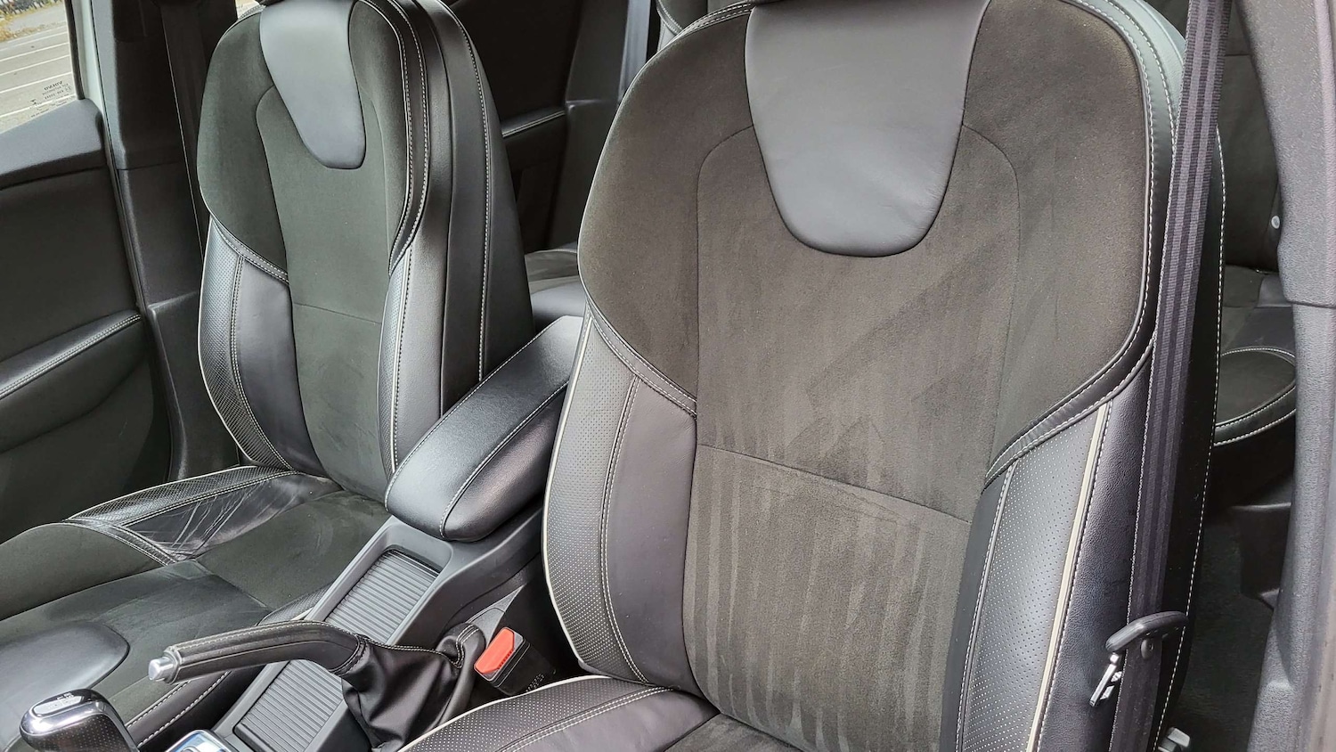 Used Volvo V40 2015 for sale - 76310858: Photo 14