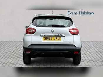 Used Renault Captur 2015 for sale - 79065046: Photo