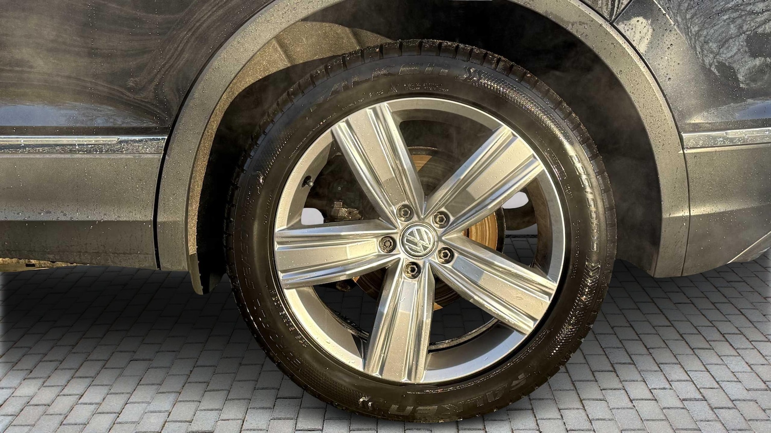 Used Volkswagen Tiguan 2017 for sale - 76705189: Photo 10