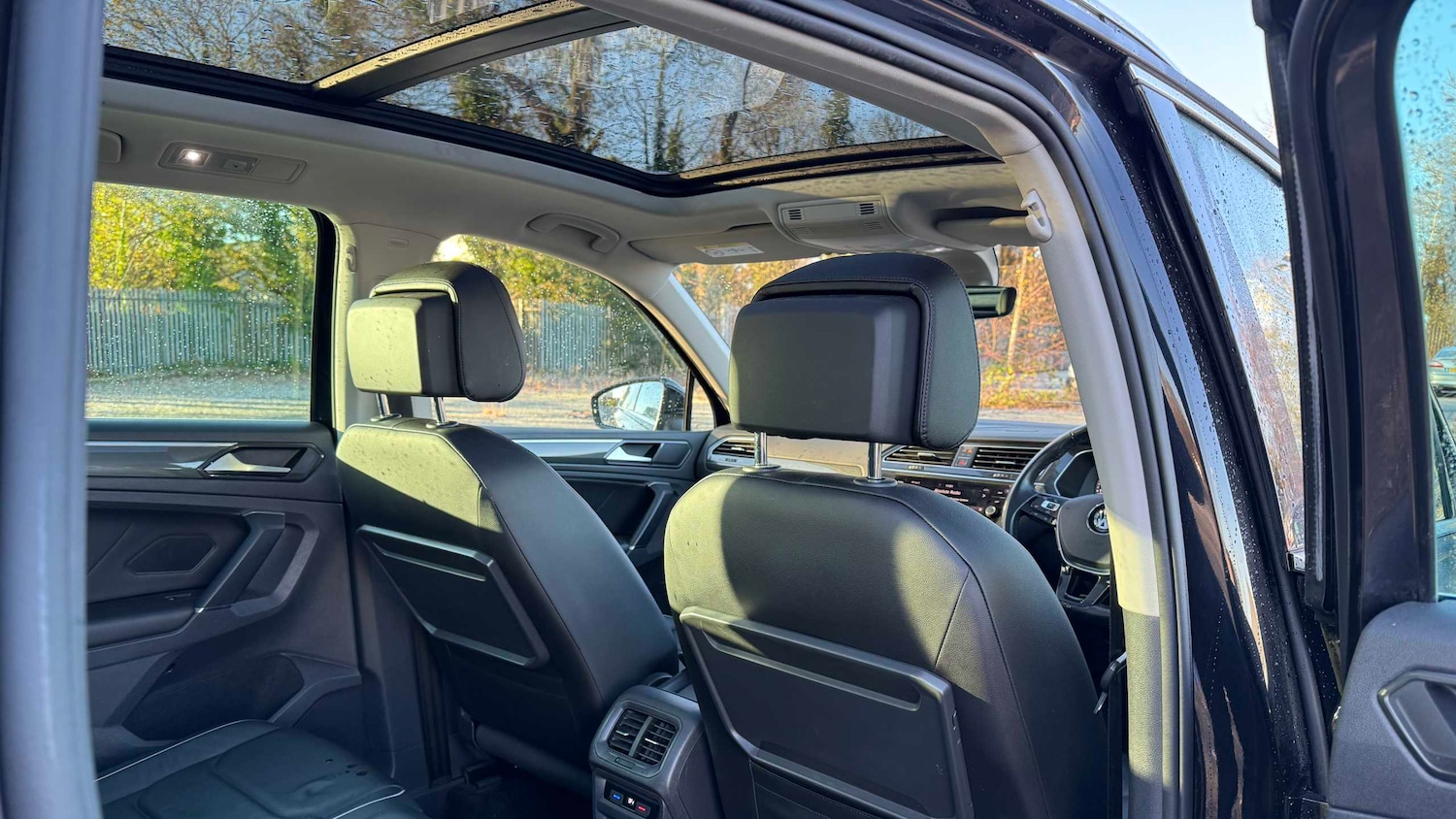 Used Volkswagen Tiguan 2017 for sale - 76705189: Photo 12