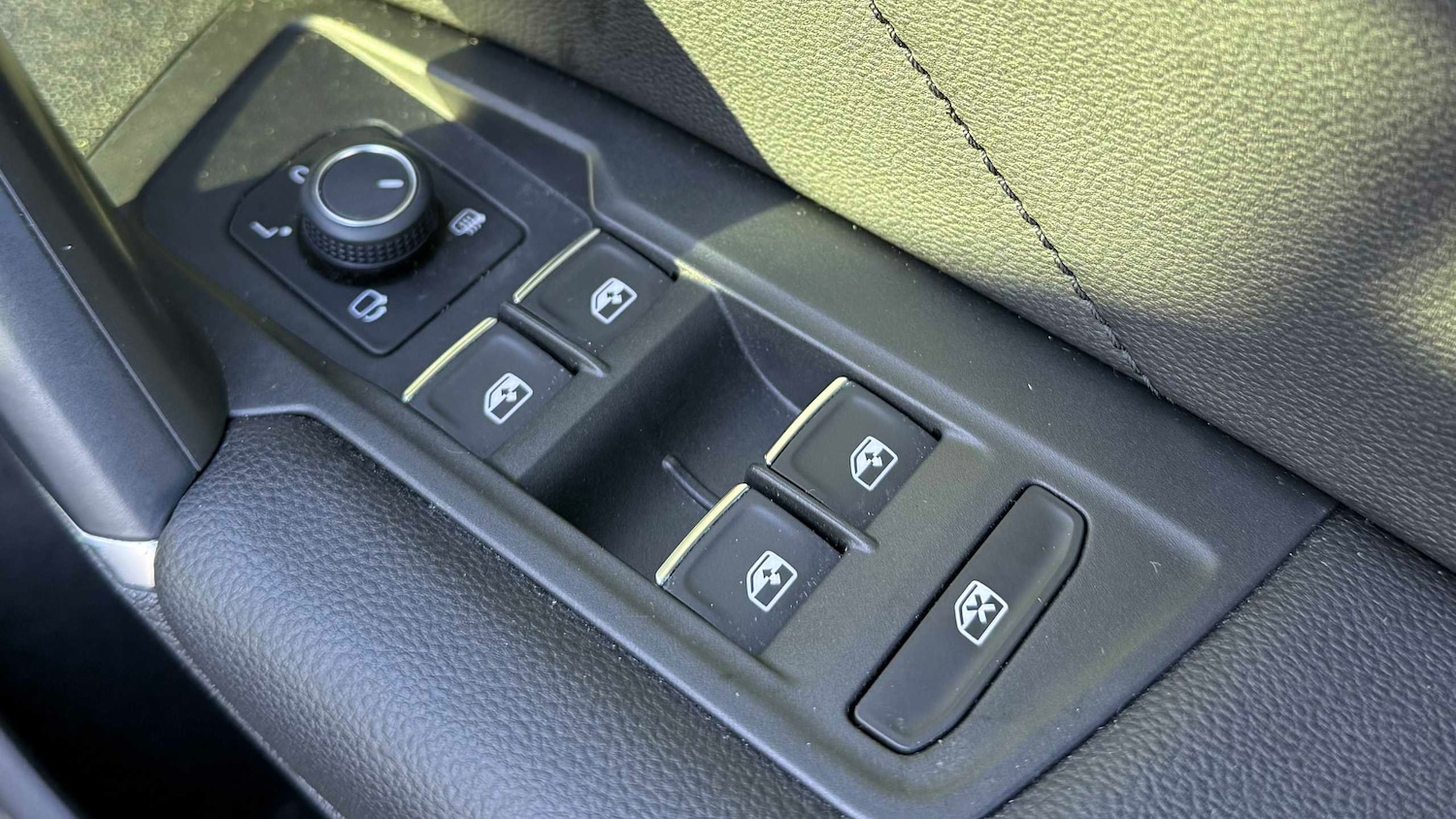 Used Volkswagen Tiguan 2017 for sale - 76705189: Photo 14