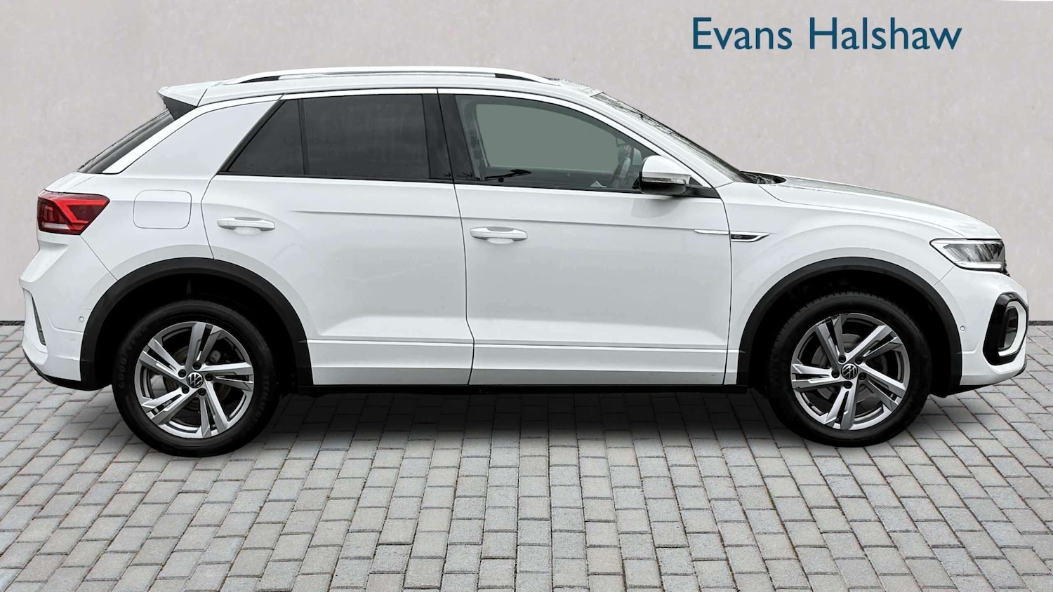 Used Volkswagen T-Roc for sale - 77686600: Photo 4