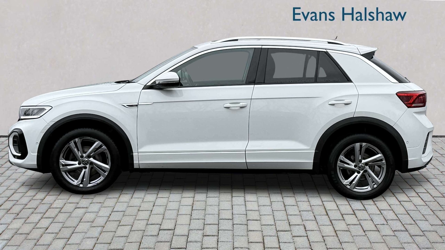 Used Volkswagen T-Roc for sale - 77686600: Photo 6
