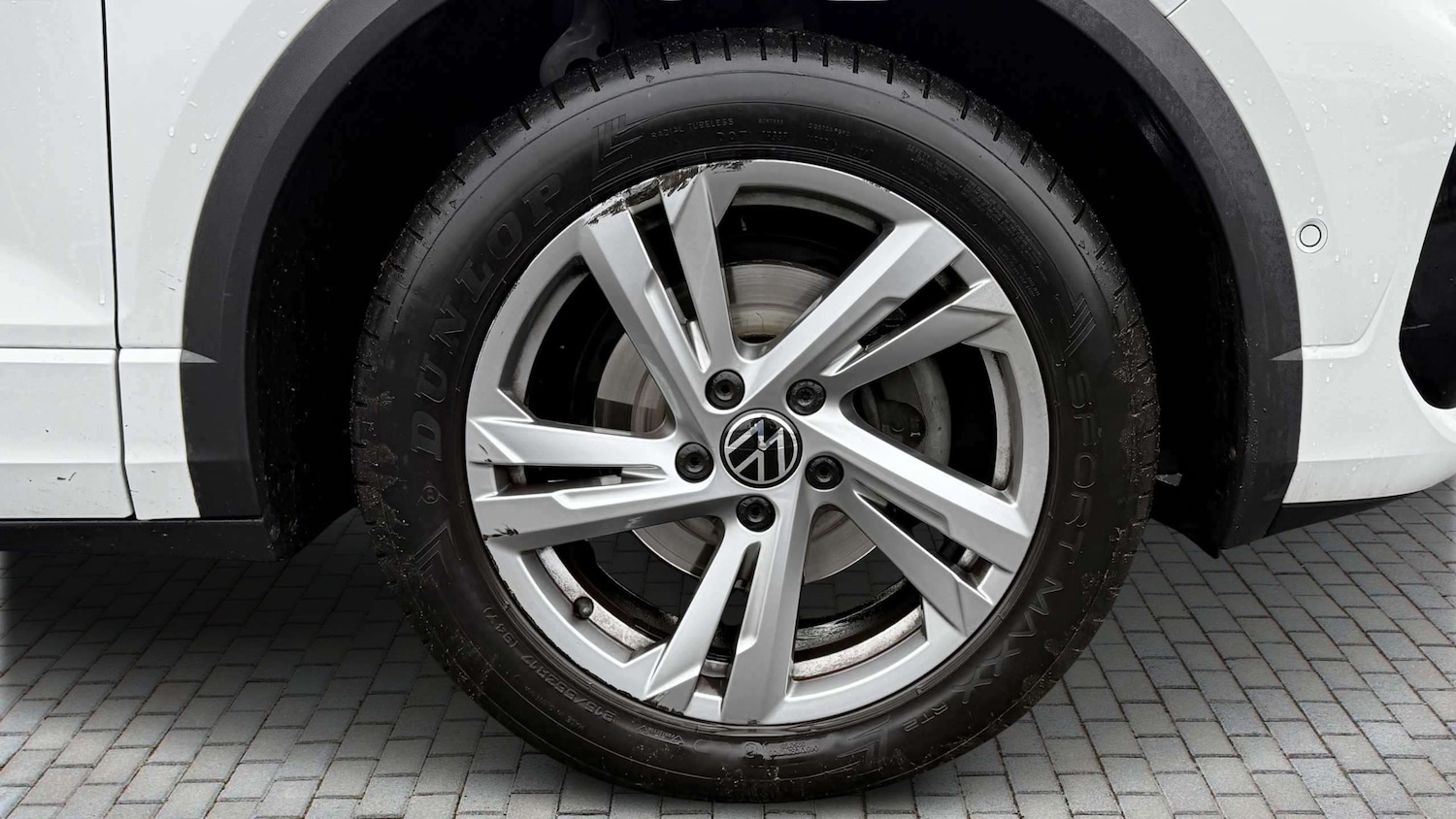 Used Volkswagen T-Roc for sale - 77686600: Photo 8