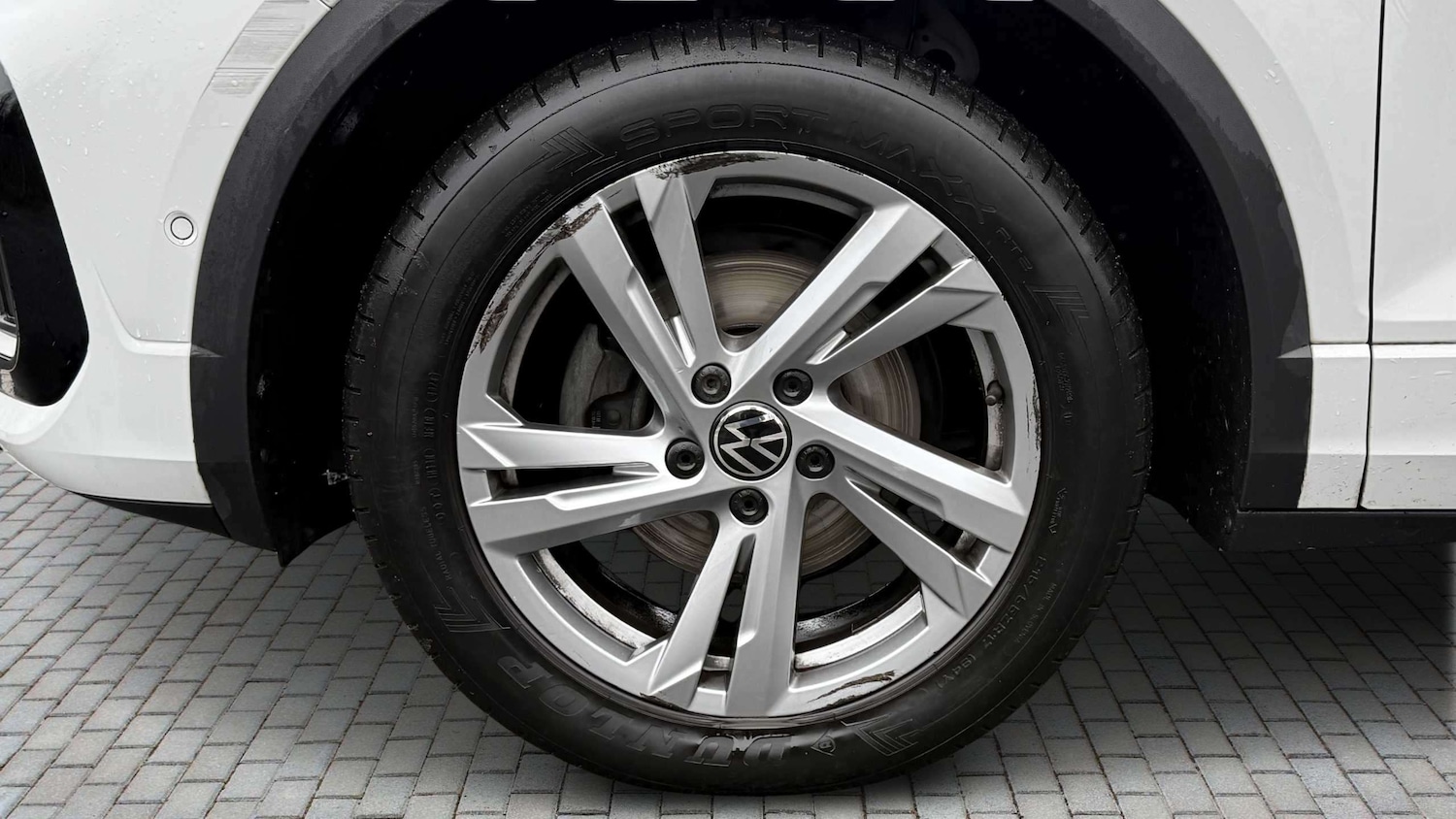 Used Volkswagen T-Roc for sale - 77686600: Photo 9