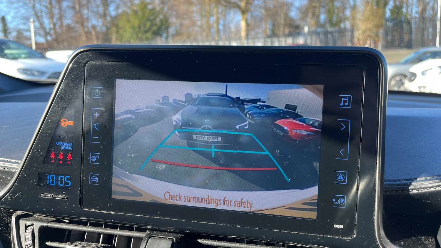 Used Toyota C-HR 2018 for sale - 77740775: Photo 9