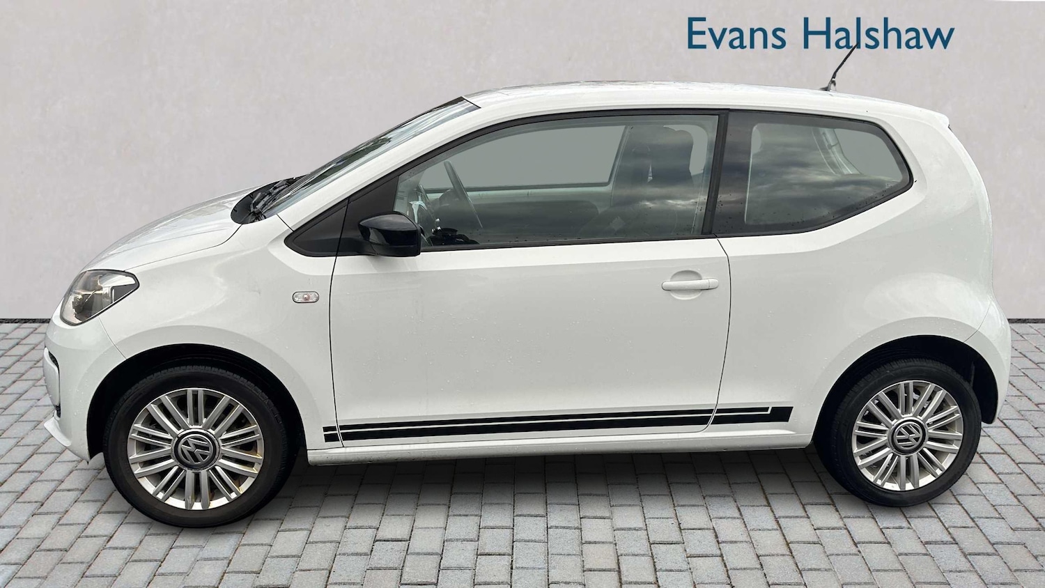 Used Volkswagen up! 2016 for sale - 76515545: Photo 4