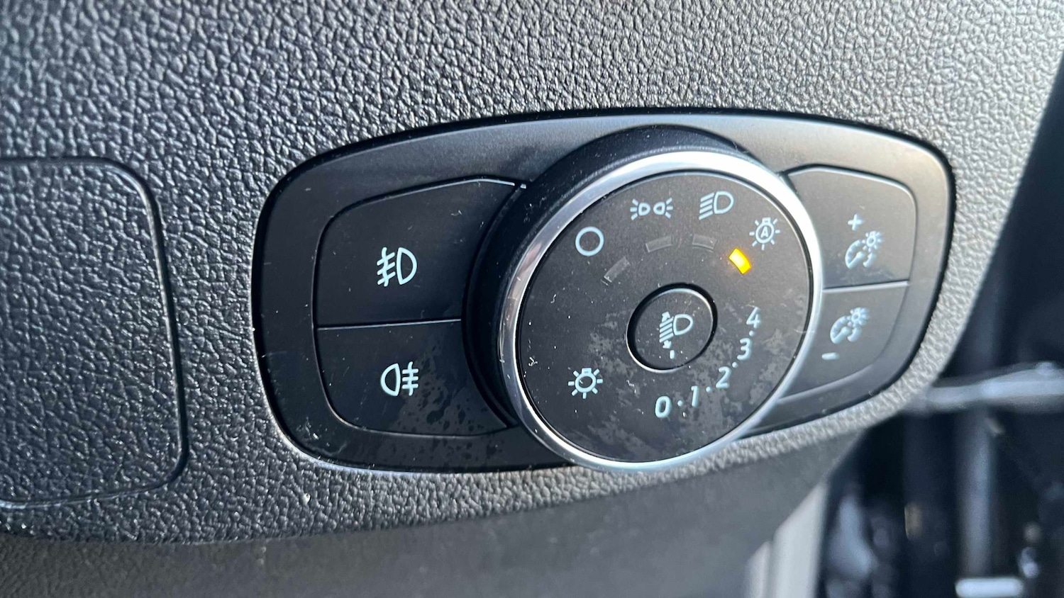 Used Ford Focus 2023 for sale - 76789199: Photo 12